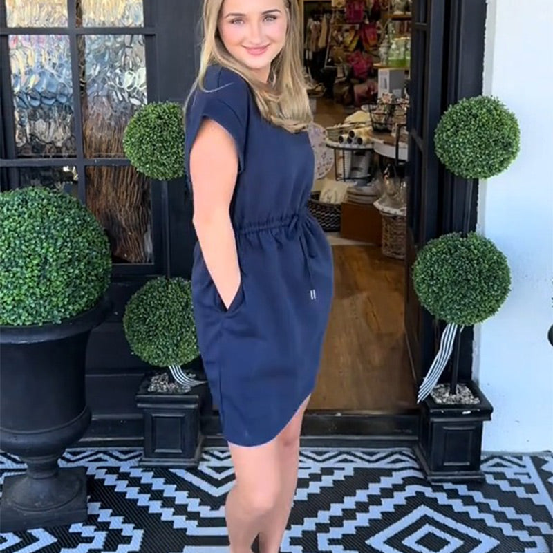 Damen einfarbiges Kleid mit Rundhalsausschnitt und Bindegürtel