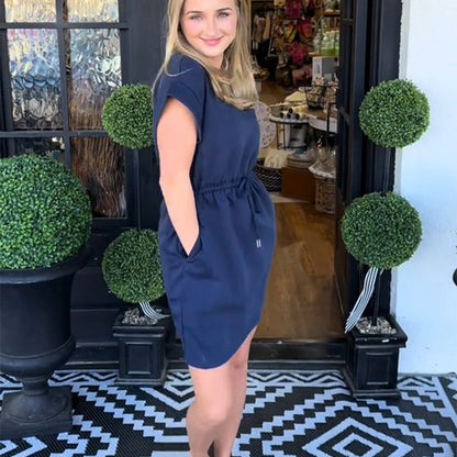 Damen einfarbiges Kleid mit Rundhalsausschnitt und Bindegürtel